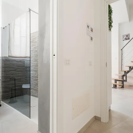 Guesthost - Affori Cozy Flat * Milan