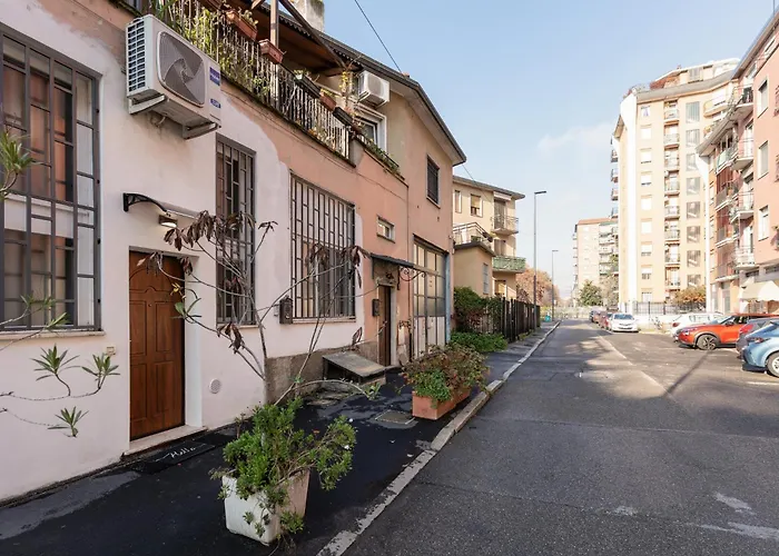 Guesthost - Affori Cozy Flat Appartement