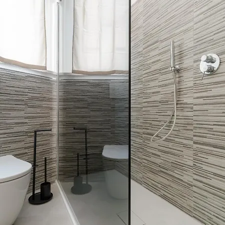 Guesthost - Affori Cozy Flat * Μιλάνο