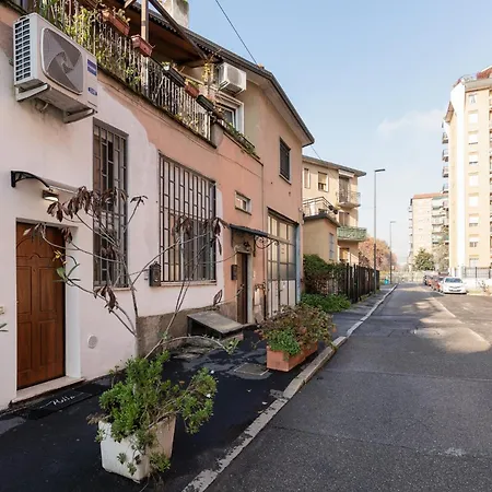 Guesthost - Affori Cozy Flat Διαμέρισμα