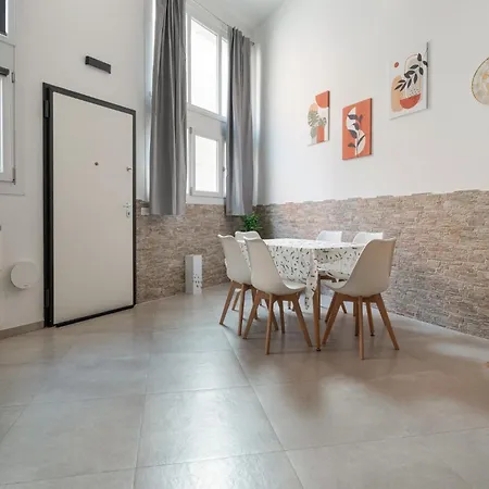 Guesthost - Affori Cozy Flat Μιλάνο