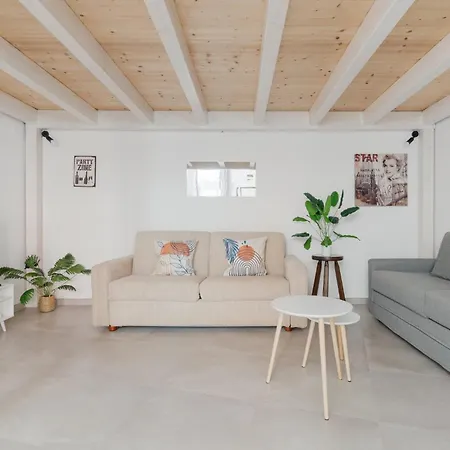 Apartmán Guesthost - Affori Cozy Flat *